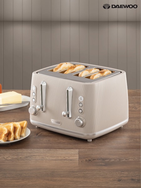 Daewoo Cascade 4 Slice Toaster