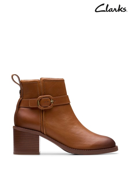 Clarks Mid Lea Chamberly Trim Boots (924358) | 543 LEI