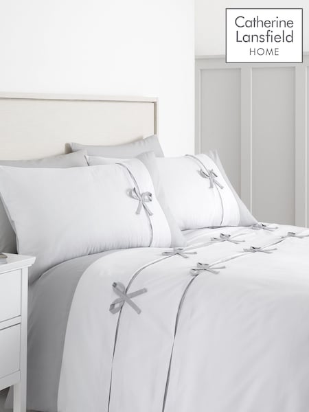 Catherine Lansfield White/Silver Milo Bow Duvet Cover Set (930147) | €29 - €50