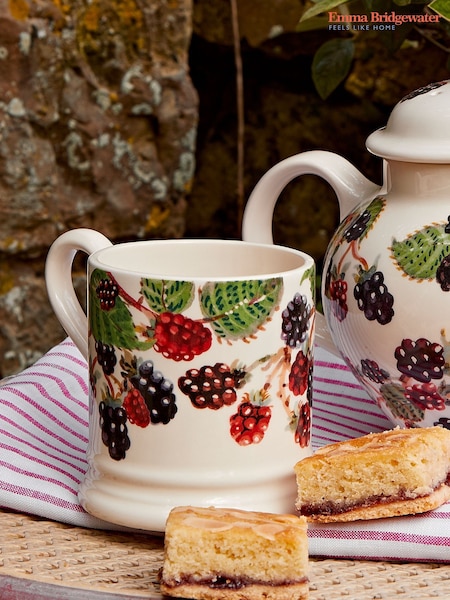 Emma Bridgewater Blackberry 1/2 Pint Mug