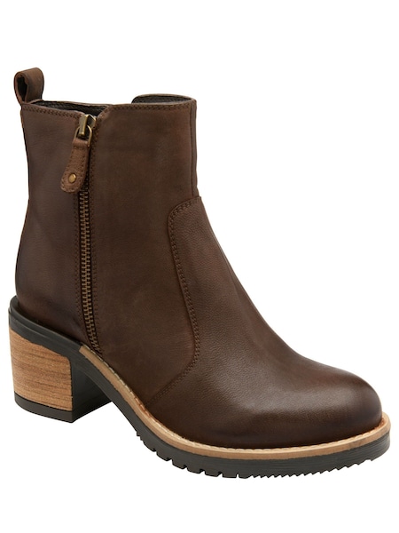 Ravel Brown Leather Cleated Sole Ankle Boots (942531) | AED158