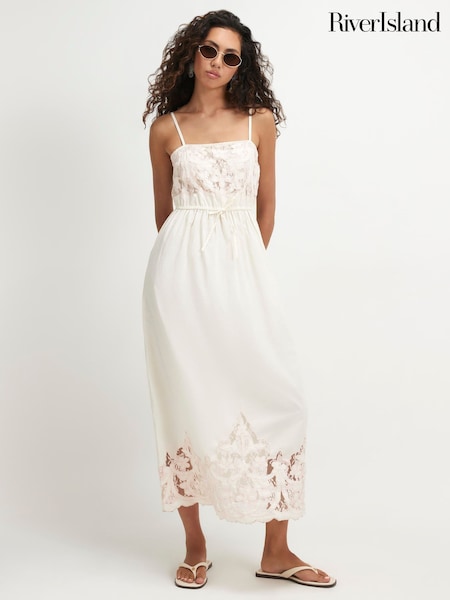 Crema - Vestido a media pierna de encaje con calados de River Island