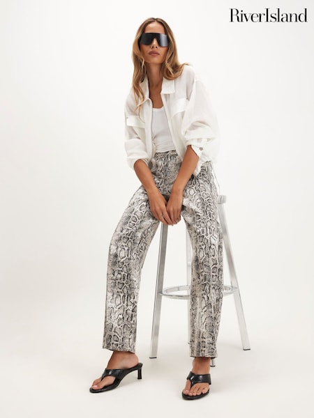 رمادي - River Island Snake Print Barrel Jeans