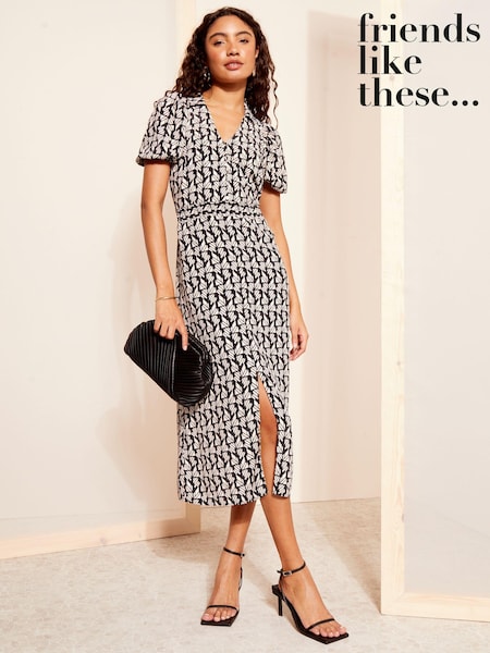Friends Like These Black/White Collar Shirred Waist Midi Dress (963630) | €26