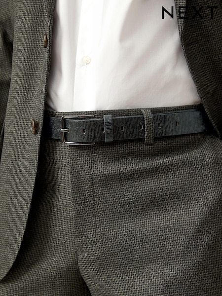 Black Grainy Textured Leather Belt (965240) | €10
