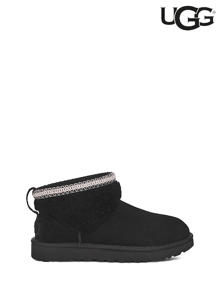 UGG Black Classic Ultra Mini Maxi Curly Boots (988825) | €99