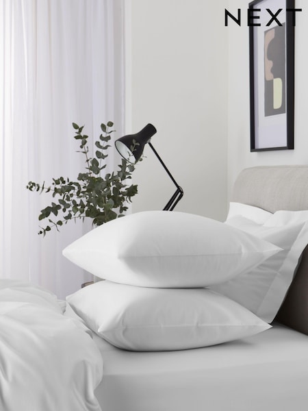 White Cool Touch 200 Thread Count Pillowcases (989012) | €11 - €13