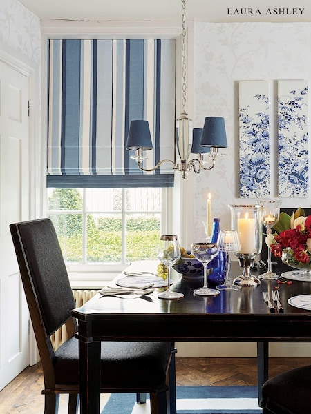 Laura Ashley Black Henshaw 6-8 Seater Extending Dining Table (A18918) | €1,380