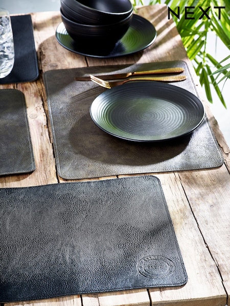 Set of 4 Black Bronx Reversible Faux Leather Placemats (A19061) | €13