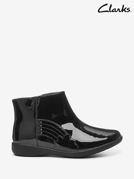 Clarks Black Patent Rainbow Detail Boots (A34860) | € 59