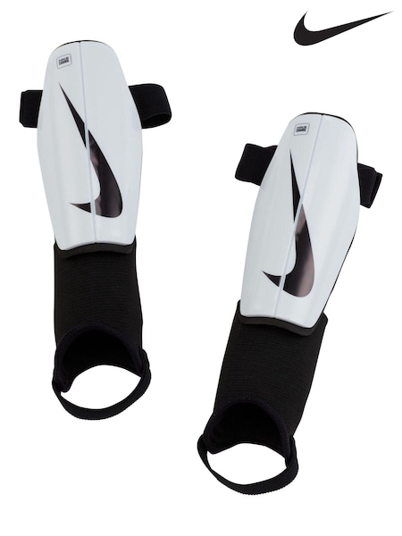 Nike White Charge Kids' Football Shin Guards (A49019) | €21.50