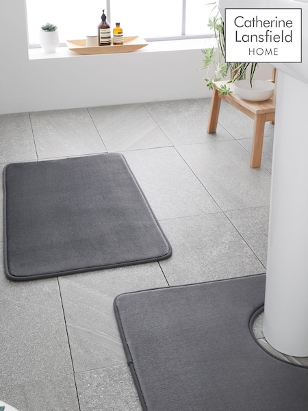 Catherine Lansfield Grey Anti-Bacterial Memory Foam Bath Mat And Pedestal Mat (A58932) | €28