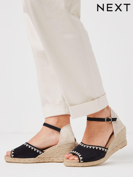 Navy Blue Forever Comfort® Leather Whipstitch Wedges (A59111) | €21