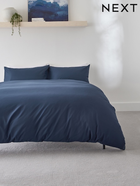 Navy Blue Easy Care Polycotton Plain Duvet Cover and Pillowcase Set (A85126) | €13 - €36