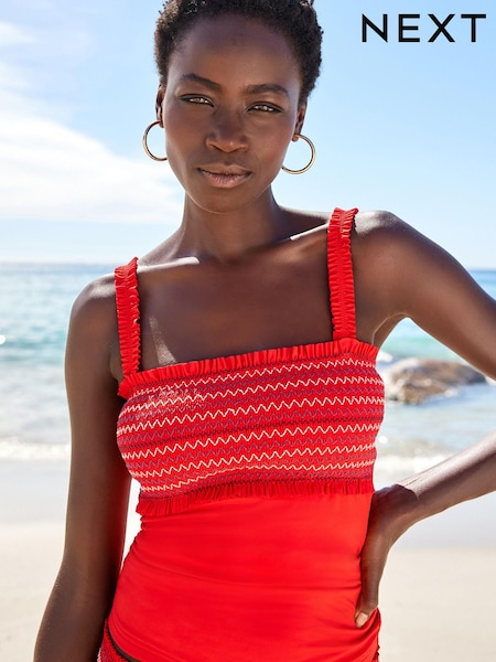 Point contrasté Rouge - Embroidered Shirred Tankini Top (A94400) | € 5