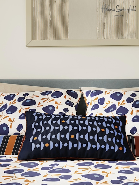 Helena Springfield Felix Cushion (AA0743) | 190 zł