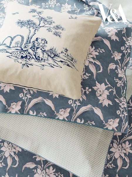 V&A Blue Enchanted Garden Cushion (AA0847) | €61