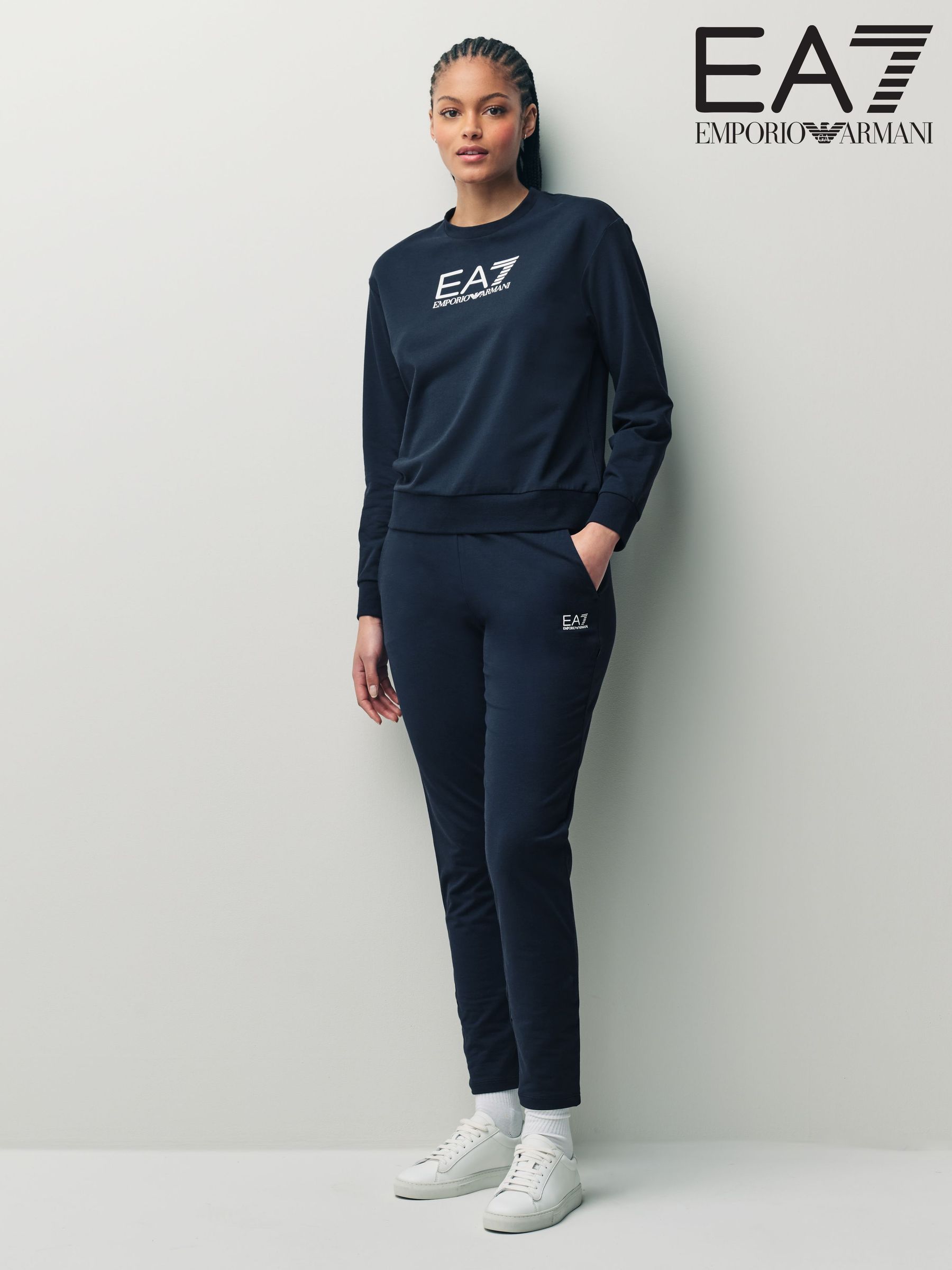 EA7 Clothing & Sportswear | Emporio Armani 7 collection