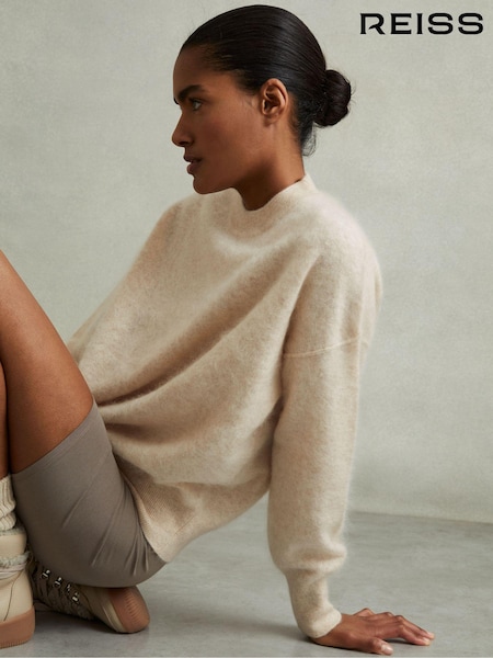 Reiss Neutral Misha 100% Brushed Cashmere Crew Neck Jumper (AA3626) | €185