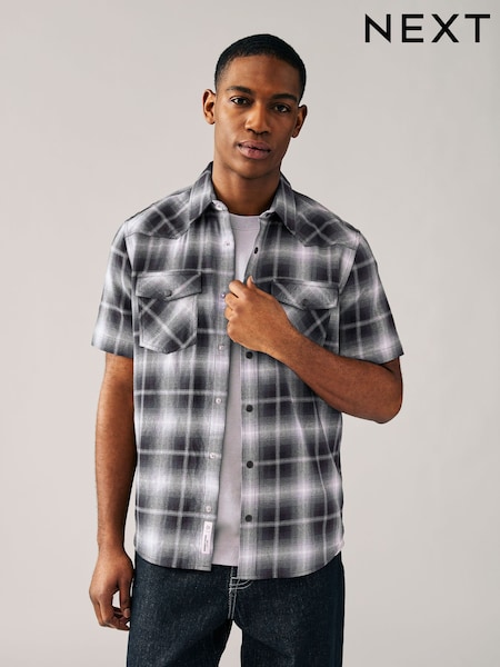 שחור ולבן - Short Sleeve Check Twin Pocket Western 100% Cotton Shirt (AA3831) | ‏121‏₪