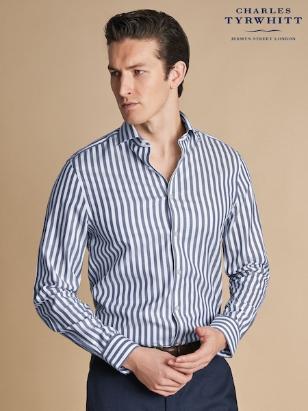 Charles Tyrwhitt Slim Fit Cutaway Collar Non-Iron Wide Stripe 100% Cotton Shirt (AA3939) | €46