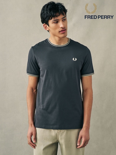 Fred Perry Twin Tipped Logo T-Shirt (AA4223) | €63