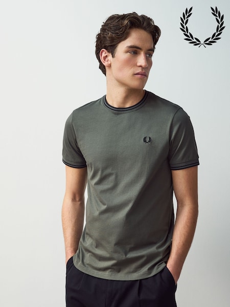 Negro cuervo - Fred Perry Twin Tipped Logo T-Shirt (AA4228) | 71 €