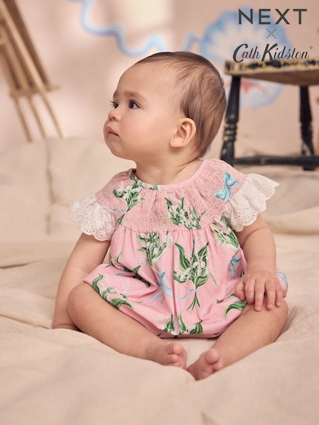 Cath Kidston Pink Floral 100% Cotton Printed Baby Broderie Romper (AA4380) | R$ 205 - R$ 225