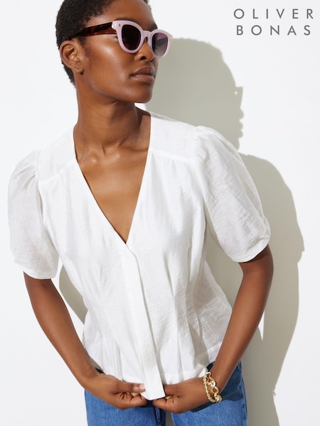 Oliver Bonas White V-Neck Puff Sleeve Blouse (AA5284) | €51