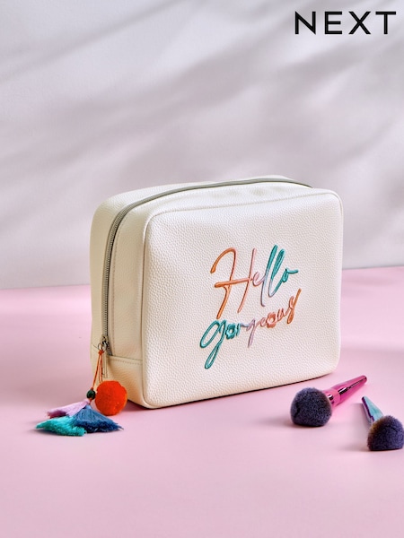 White Faux Leather Slogan Makeup Bag (AA5946) | €21