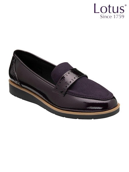 Lotus Wedge Loafers (AA6071) | € 39