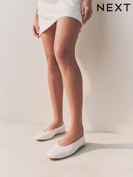 White Standard/Wide Fit Forever Comfort® Leather Round Toe Ballerinas (AA6861) | €52