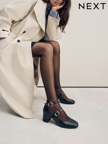 Black Forever Comfort® Round Toe Double Buckle Block Heel Shoes (AA6933) | R$ 340