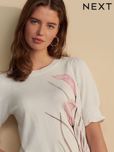 White Floral Short Sleeve Crew Neck T-Shirt With Frill Edge Detail (AA7338) | R$ 260