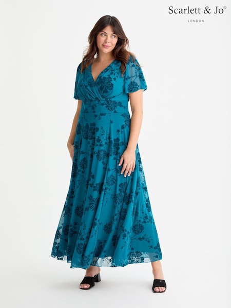 Scarlett & Jo Blue Isabelle Chinoise Flock Angel Sleeve Maxi Dress (AA7424) | €169