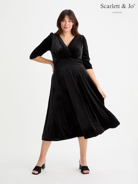 Scarlett & Jo Black Helena Velvet Long Midi Dress (AA7426) | 544 QAR