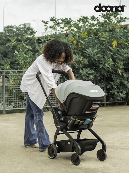 Doona Dusty Sage X Car Seat and Stroller (AA8539) | €748