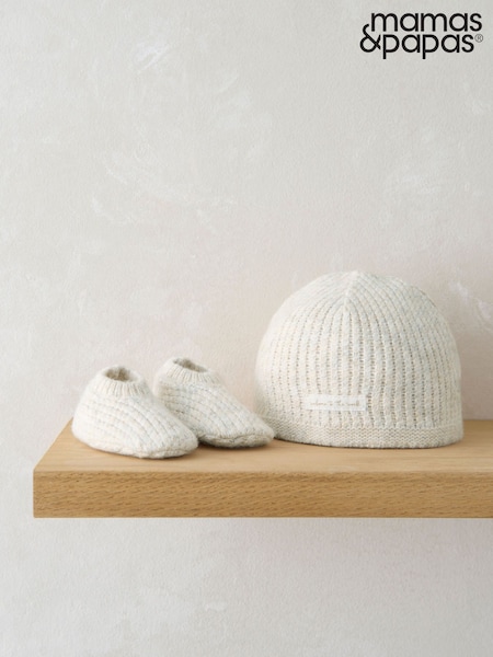Mamas & Papas Welcome To The World Knitted Brown Hat And Booties Set (AA9463) | 25 €
