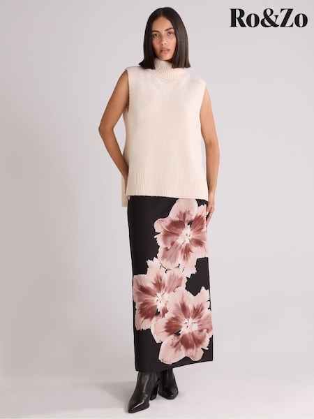 Ro&Zo Black Mono Floral Placement Print Skirt (AB3472) | €54