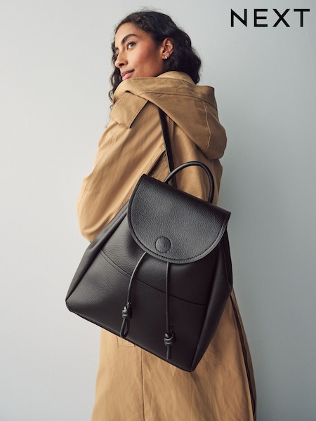 Čierna - Clean Backpack (AB5823) | €33