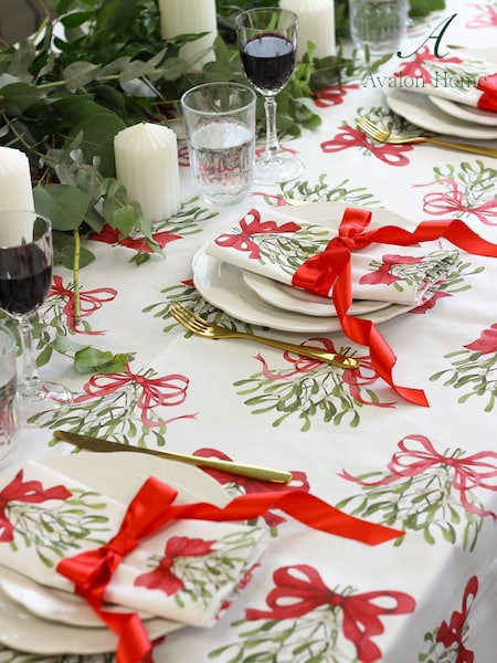 Avalon Home Cream Bows 100% Cotton Tablecloth (AB6195) | €111