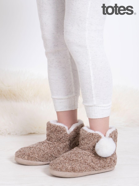 Totes Brown Ladies Cable Knit Boot Slippers with Pom Pom (AB6416) | ₪151