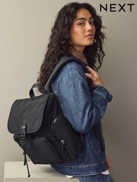 Čierna - Nylon Rucksack (AB7103) | €47