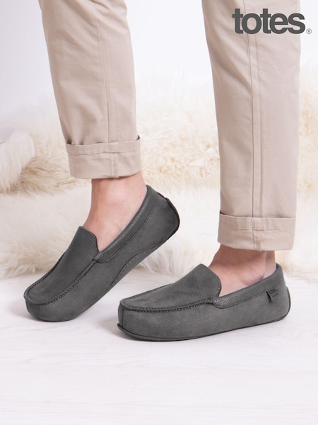 Totes Grey Mens Isotoner Square Patterned Smart Moccasin Slippers (AB7387) | R$ 315