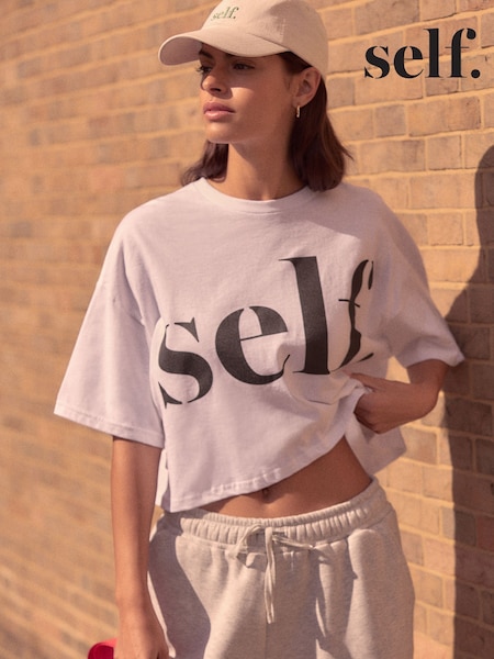 Weiß - Self. Kastiges T-Shirt, Cropped, aus 100 % Baumwolle (AB8148) | 19 €