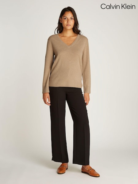 Calvin Klein Natural Cashmere V-Neck Long Sleeved Jumper (AC2356) | €246