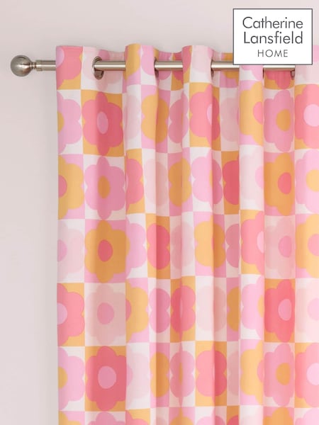Catherine Lansfield Pink Retro Daisy Reversible Lined Eyelet Eyelet Curtains (AC4040) | €68