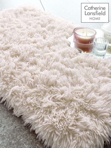 Catherine Lansfield Cuddly Bath Mat (AC4266) | 20 €
