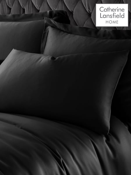 Catherine Lansfield Black Silky Soft Satin Pillowcase (AC4312) | €13