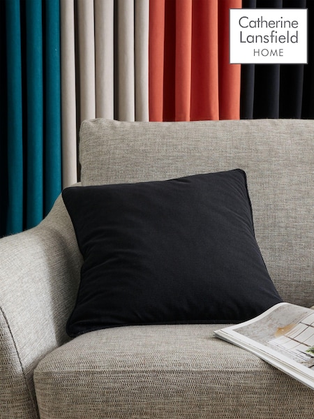 Catherine Lansfield Wilson Velvet Cushion (AC4319) | 20 €